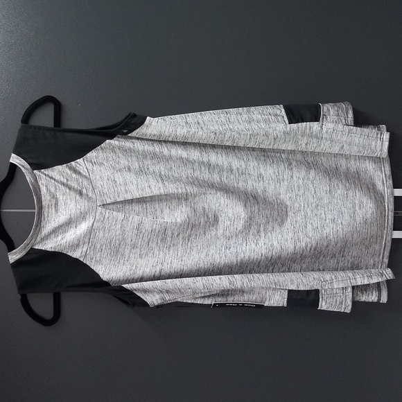 Doe & Rae Top - Picture 2 of 8